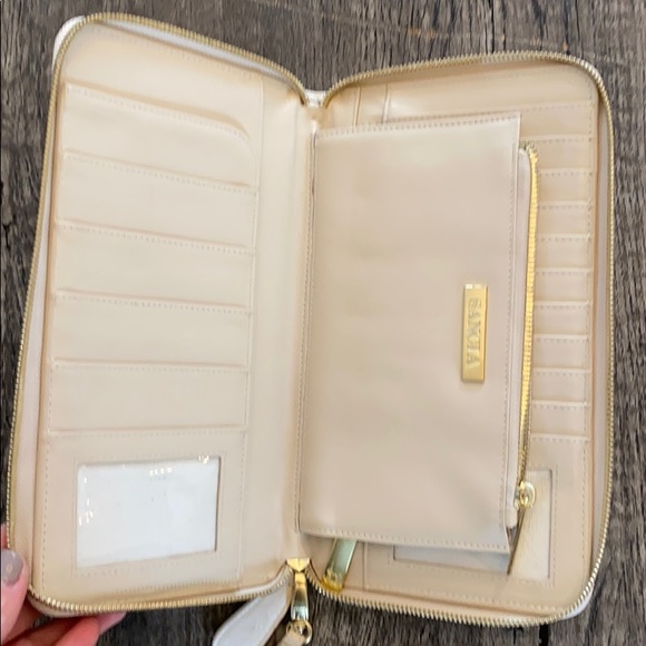 Sancia Leather Clutch Wallet